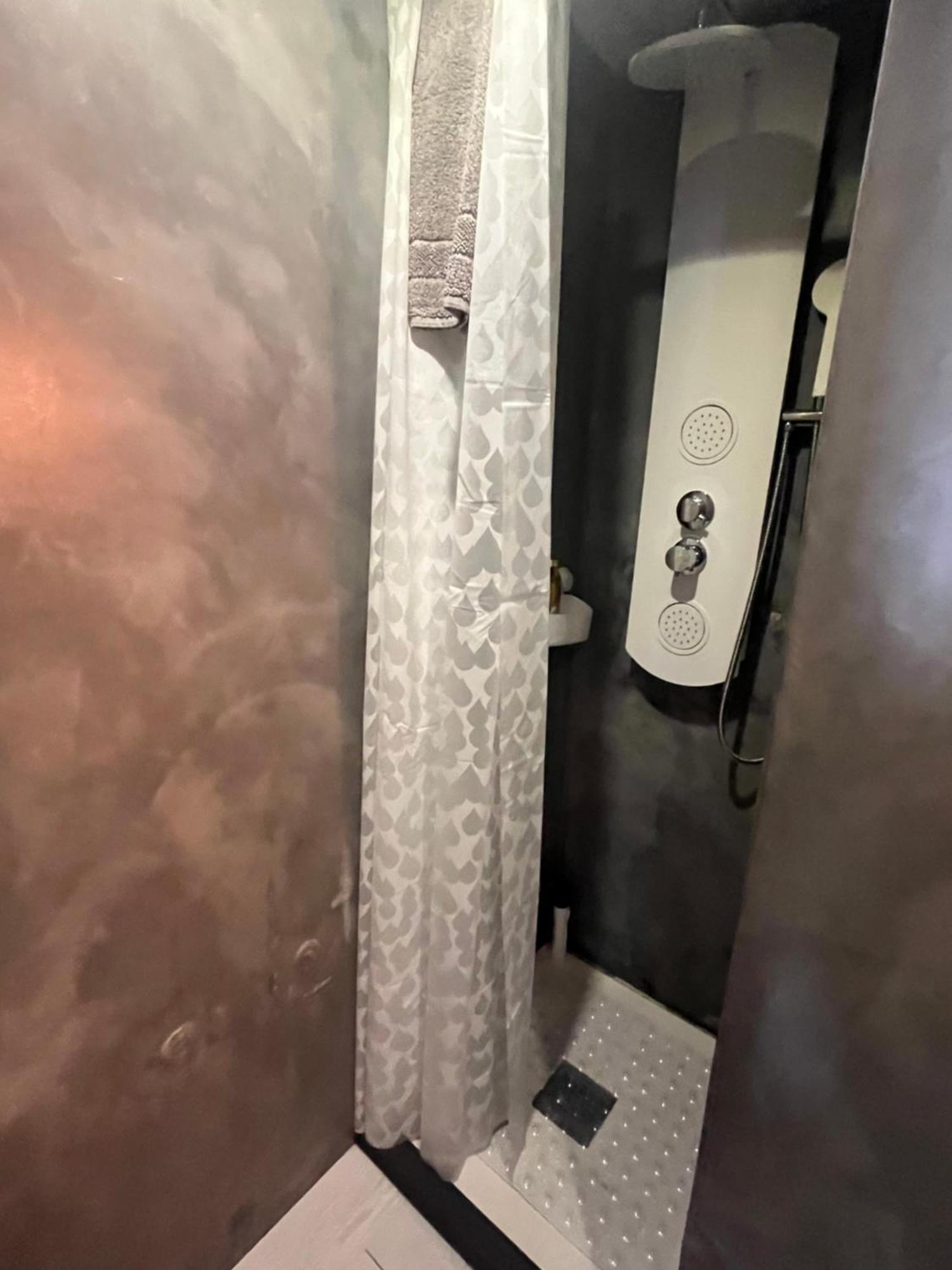 New House Design, Typical Lisbon 아파트 외부 사진